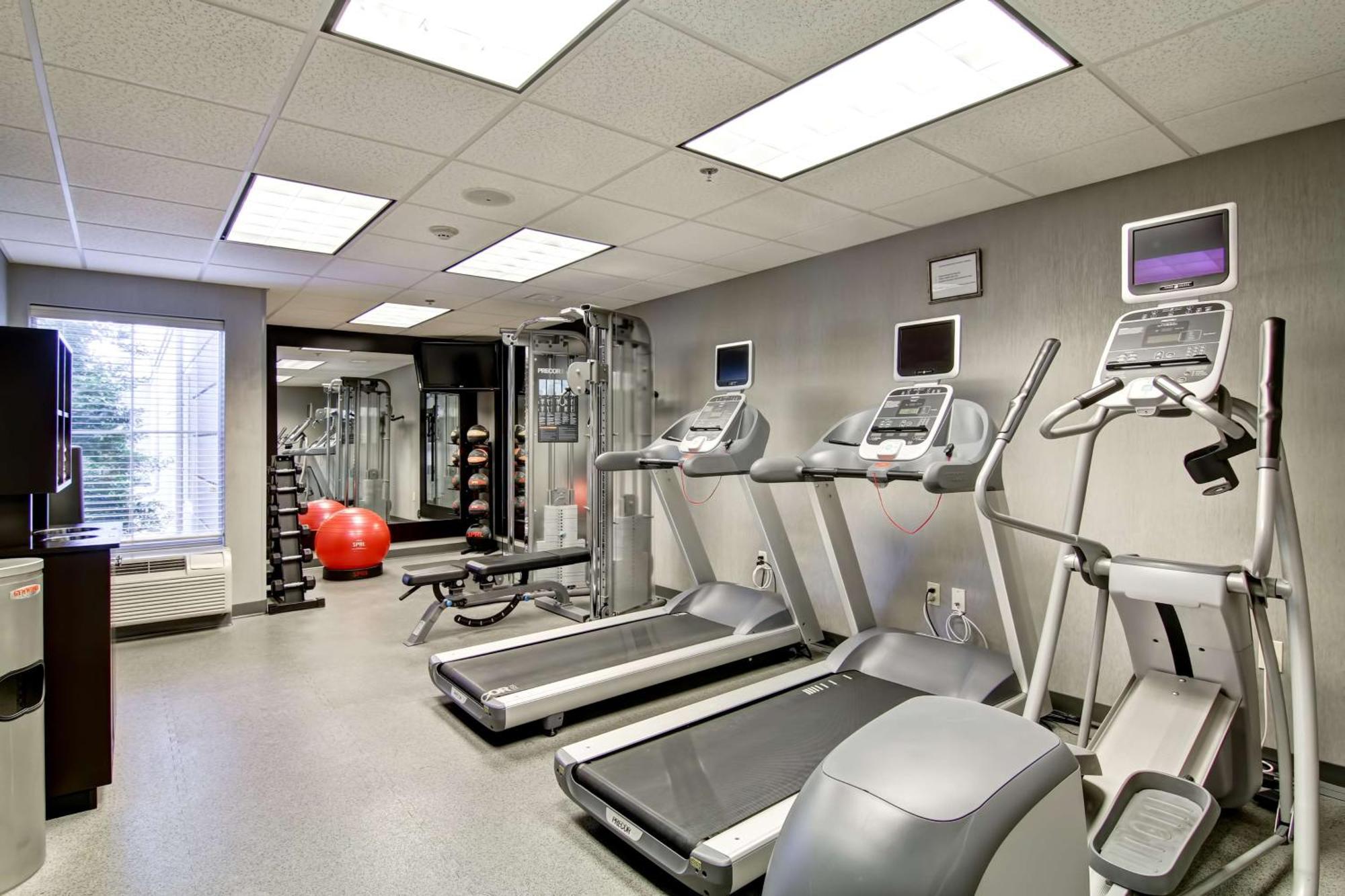 Homewood Suites By Hilton Leesburg Bagian luar foto